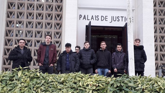 Les 1ères CAP électricité et maintenance moto au Palais de justice de Saint-Nazaire